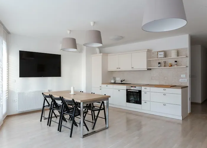 Auredius Deluxe شقة كْرانْيِسكا غورا